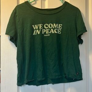 Levi’s tee